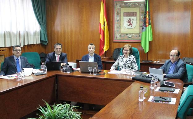 El convenio entre la Ule y el Incibe recibe el visto bueno de la Comisión de Seguimiento