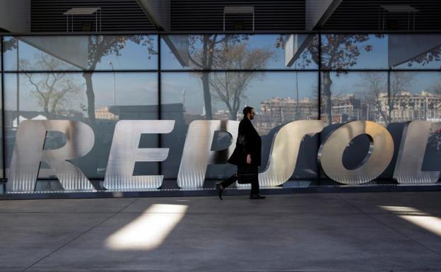 Repsol se deja 3.816 millones tras ajustar sus activos para focalizarse en emisiones limpias