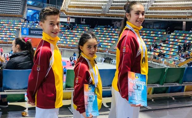 Once medallas leonesas en el Open Internacional de La Coruña