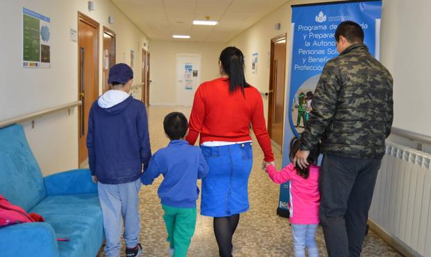 El Hospital San Juan de Dios lanza una campaña de ayudas de emergencia para una familia de cinco miembros