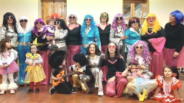 Las mujeres dan vida al carnaval de Espinosa de la Ribera