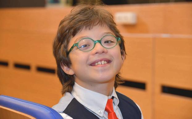 El pequeño artista Mattias Antonio Glavinic ofrece un recital de piano en León