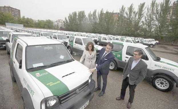 El PP niega que exista un «escándalo» por la venta de todoterrenos de la Junta