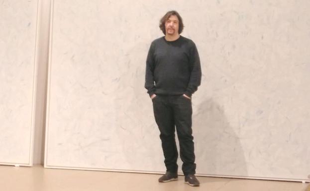 El artista zamorano Rafael Carralero Carabias presenta en León su nueva exposición, 'De Lumine'