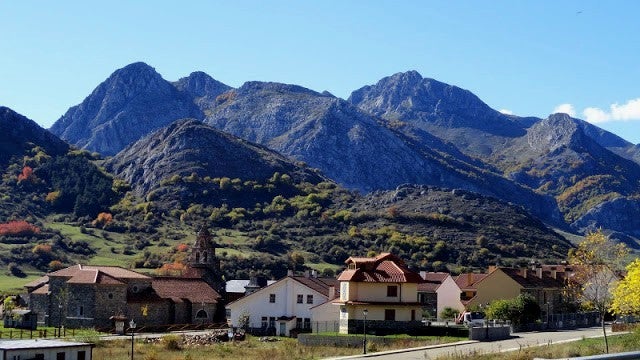Burón vota a favor de la autonomía de la Región Leonesa