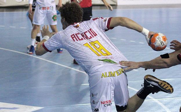 El Ademar repite el vértigo de las segundas partes en fase grupos de la Copa EHF