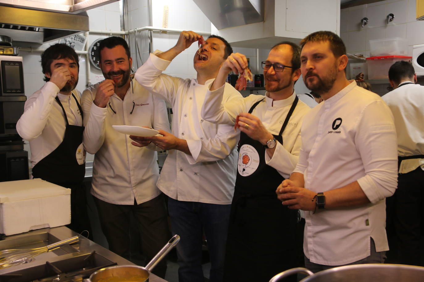 León reúne a cinco cocineros con estrella Michelín en torno a la cecina