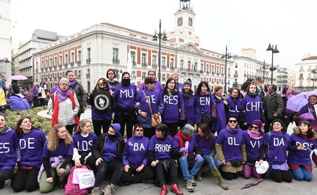 «Sensatez» el 8-M y no besar las imágenes sagradas