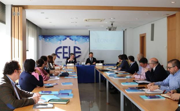 Expertos debaten la influencia de la digitalización en la prevención de riesgos laborales