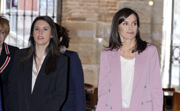 La Reina e Irene Montero, juntas por vez primera en un acto oficial