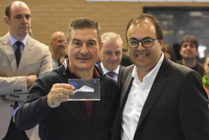 Leganés rinde homenaje a Manolo Cadenas