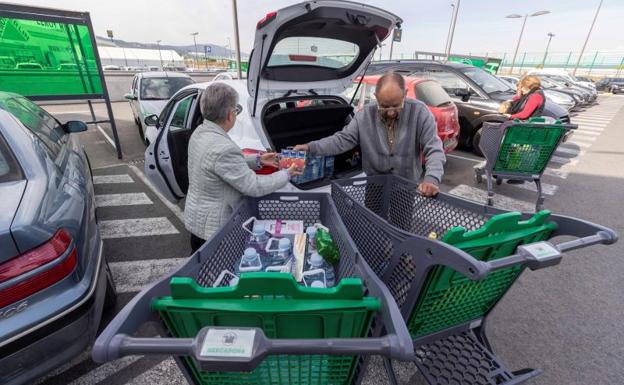 Los hogares aumentaron sus compras un 180% esta semana ante el repunte del coronavirus