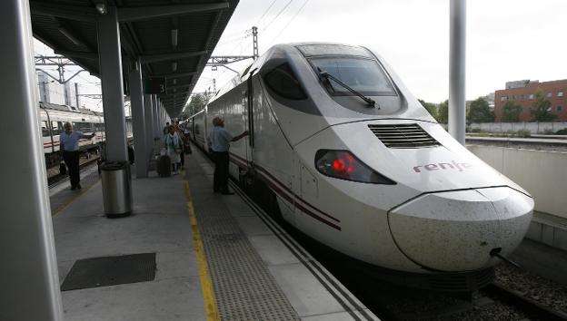 La empresa privada muestra su interés por operar la línea de tren Gijón-Madrid