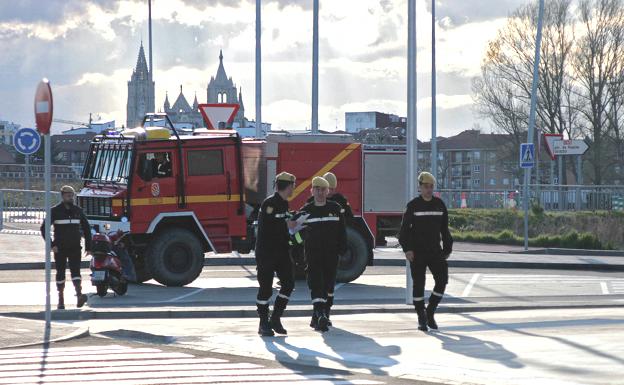 El batallón leonés de la UME es punta de lanza del ejército con su despliegue en la capital para reconocer zonas críticas