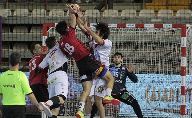 La Liga Sacyr Asobal no se reanudará, al menos, hasta el 1 de mayo