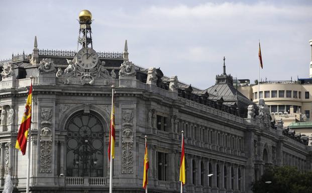El Banco de España alerta de que los efectos del confinamiento sobre la economía superarán lo previsto
