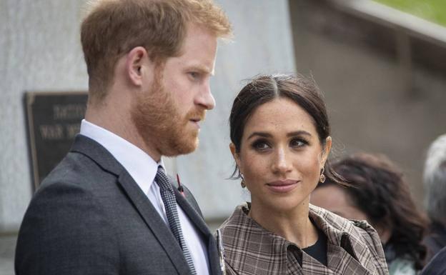 Meghan Markle evita que el príncipe Harry vuele de vuelta a Londrés por temor al COVID-19