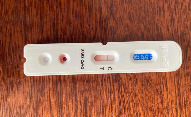 León recibe 11.856 test de punción en el dedo para iniciar un cribado más amplio de casos Covid-19