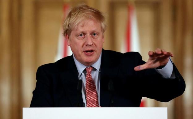Boris Johnson abandona la unidad de cuidados intensivos