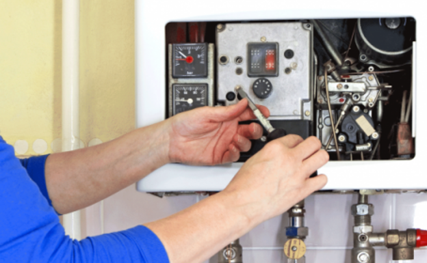 Naturgy regala al personal sanitario, Cuerpos y Fuerzas de Seguridad, UME y bomberos un año de reparaciones eléctricas y de gas