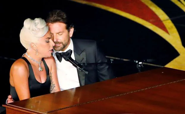 Lady Gaga define a su nuevo novio como «el amor de su vida»