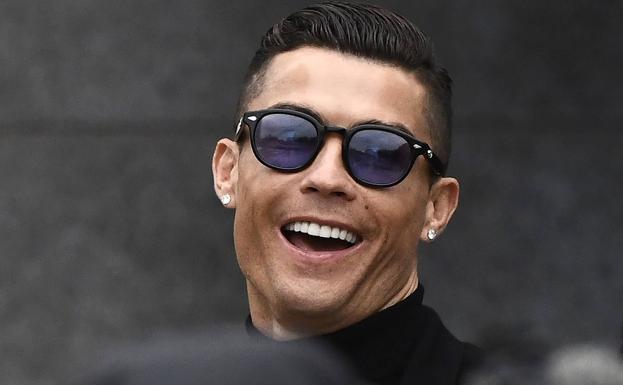 Cristiano Ronaldo desata la polémica con una fiesta en pleno confinamiento