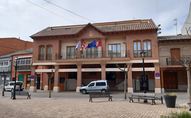 Adjudicadas las obras en la cubierta del edificio del Ayuntamiento de Santa María del Páramo