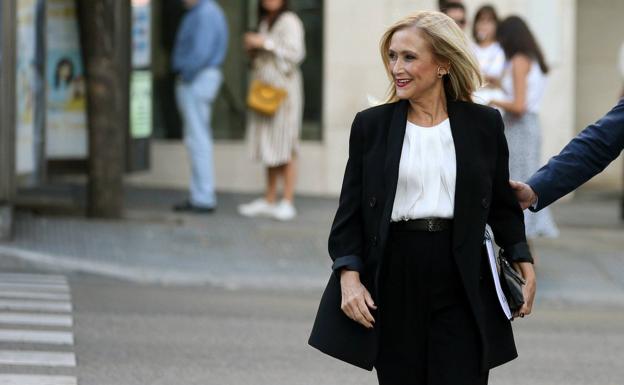 Suspendido el juicio contra Cristina Cifuentes por la falsificación de su máster