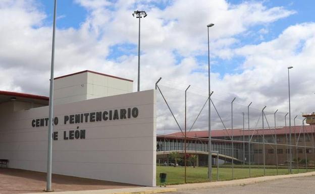 Cinco funcionarios de prisiones de Villahierro se encuentran actualmente afectados por Covid-19