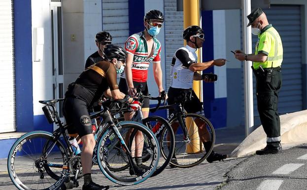 El primer día de paseo y deporte se saldó con 119 detenidos