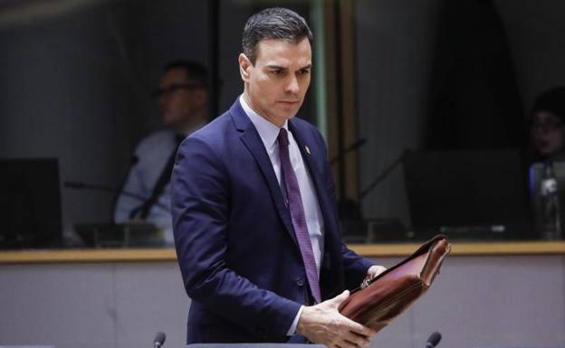 La Agrupación Socialista de Laciana muestra su apoyo a Pedro Sánchez y acusa a PP y Vox de «torpedear al Gobierno de España»