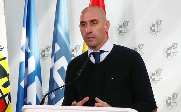 Rubiales avisa: «El playoff no se invalida porque un club decida no presentarse»