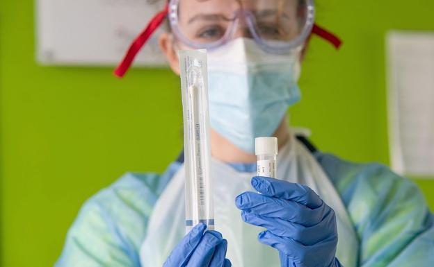 León suma 12 casos en el último día, 6 confirmados por PCR, y un fallecimiento