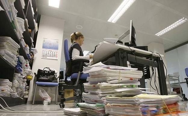 La justicia leonesa prevé 'ponerse al día' en un mínimo de seis meses y confía en las vistas telemáticas para desahogar el sistema