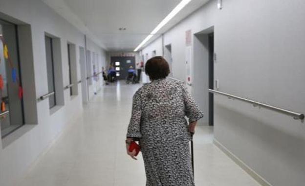 Satse reclama más enfermeras en las residencias de mayores para «no repetir errores pasados»