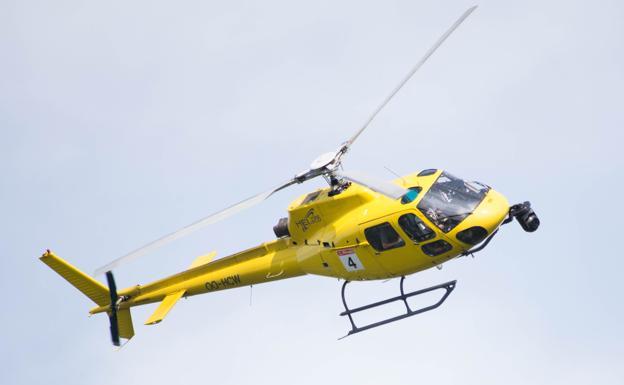 Evacuado en helicóptero el conductor de un turismo que sufrió una caída de seis metros en Aranda de Duero