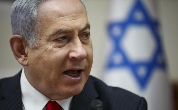 Netanyahu se sienta en el banquillo por tres casos de corrupción