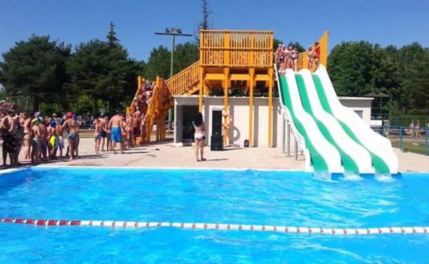 Las piscinas municipales del Mansurle abrirán el 4 de julio y priorizando el acceso a los vecinos