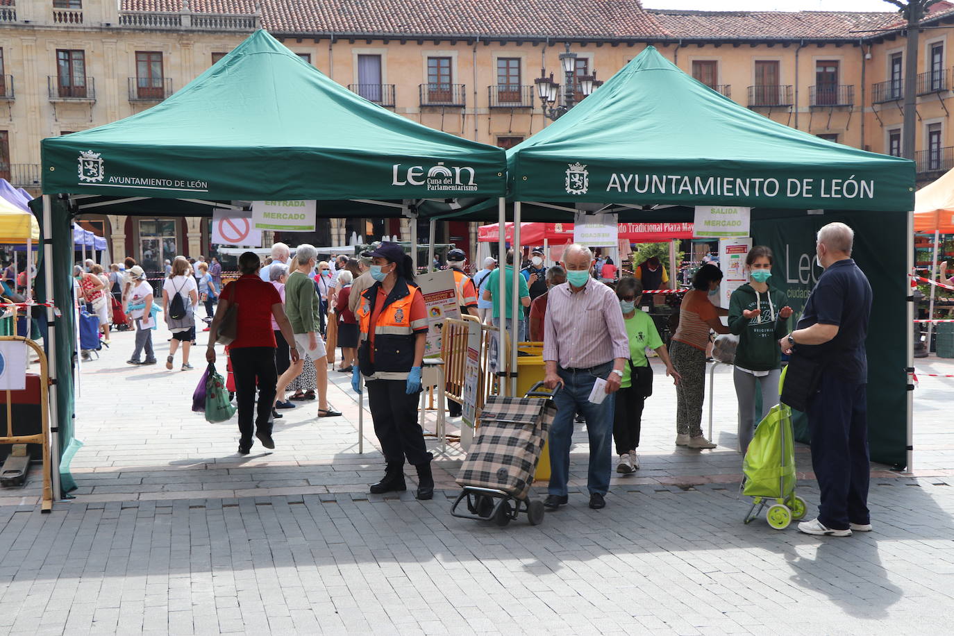 El Mercado de la Plaza Mayor vuelve a la vida