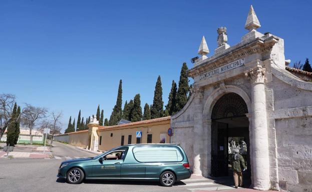 Las defunciones durante el estado de alarma se disparan un 56,2% en León, con 2.048 muertos