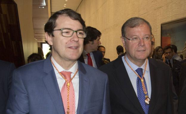 La Audiencia de Salamanca ordena investigar si hubo financiación ilegal en las primarias del PP que ganó Mañueco frente a Silván