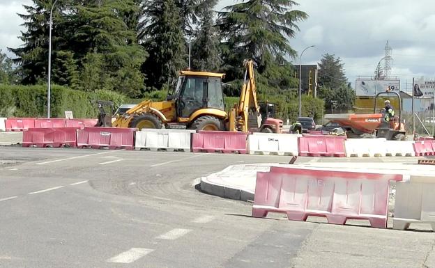 La urbanización de La Granja estará finalizada el día 22 y el centro comercial 'Reino de León' podría abrir a final de año