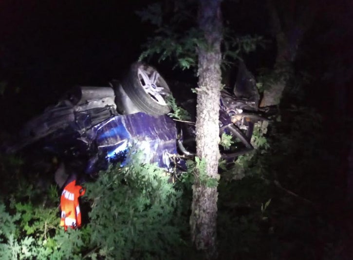 Fallece un varón de 30 años tras una salida de vía con su vehículo entre Sorbeda del Sil y Lillo del Bierzo