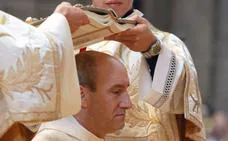 El leonés Jesús Fernández, cura de la Cultural y obispo auxiliar de Santiago, nuevo obispo de Astorga