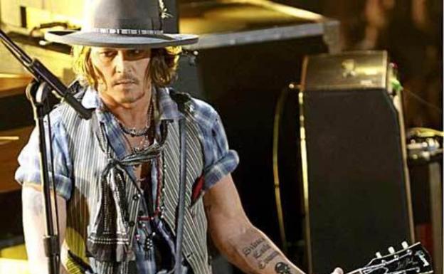 Johnny Depp cumple 57 años mientras revoluciona Instagram con su música