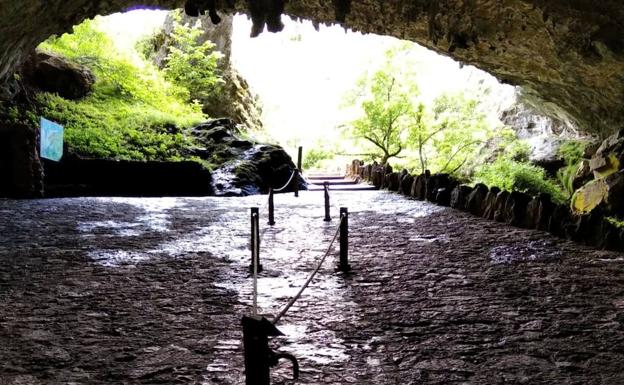 La Cueva de Valporquero reabre este sábado adaptando sus visitas para garantizar la seguridad