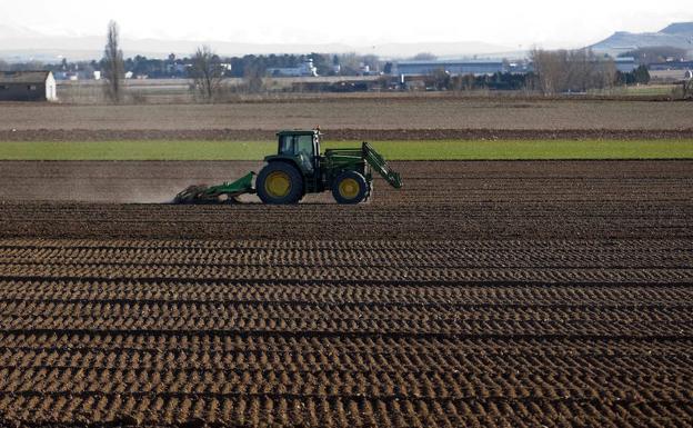 El Gobierno convoca para este año un 'Plan Renove' de maquinaria agraria de 8 millones de euros