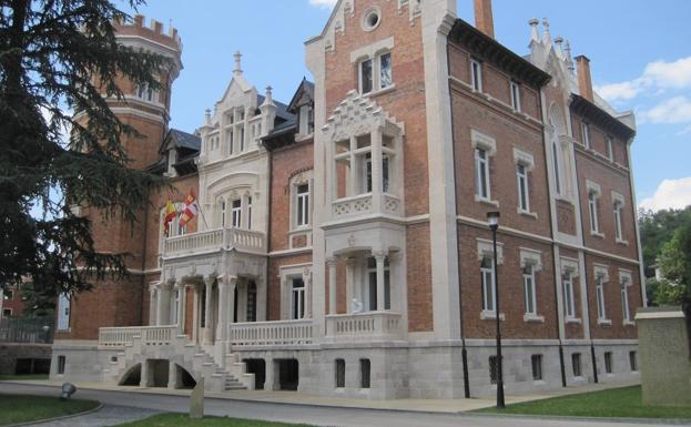 El Instituto Castellano y Leonés de la Lengua promueve el programa 'Los sábados en Palacio' en recuerdo a Delibes