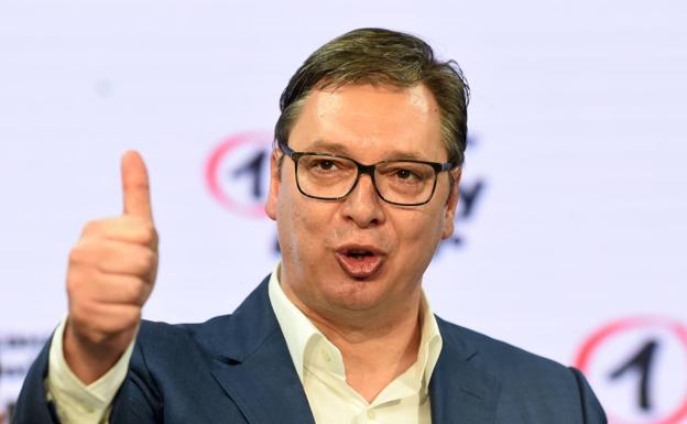 Vucic se impone con más del 60% de los votos en las legislativas serbias