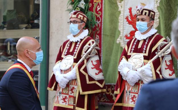 León honra a su patrón por San Juan y recuerda a las víctimas de la pandemia